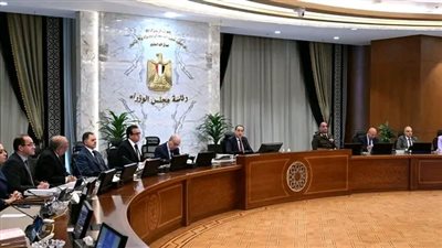 بدءًا من السبت.. تطبيق مواعيد غلق المحلات 9 مساءً لمدة شهر