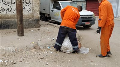 رفع 59 طنًا من المخلفات في حملة مكبرة بنجع حمادي