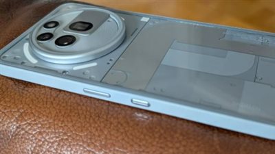 Nothing Phone (4a) Pro.. التصميم المستقبلي وكاميرا البيريسكوب يجتمعان لأول مرة