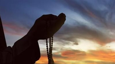 استغلال الساعات الذهبية.. أفضل الأدعية المستحبة في اليوم الأخير من رمضان