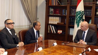 مصر تقف بجانب لبنان.. وزير الخارجية ينقل رسالة دعم عاجل للرئيس عون