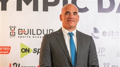 وزير الرياضة يهنئ شريف القماطي برئاسة الاتحاد العربي للتجديف بالتزكية