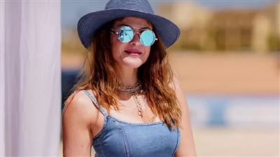 هيدي كرم تخطف الأنظار بإطلالة جينز ساحرة من قلب العاصمة الإيطالية روما
