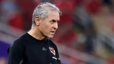 ملف شائك أمام الشؤون القانونية بالهيئة الرياضية للأهلي بسبب مستحقات الجهاز المعاون الأجنبي