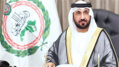 رئيس البرلمان العربي يدين الاعتداء الإيراني على معسكر في الكويت ويستنكر استهداف المنشآت الحيوية
