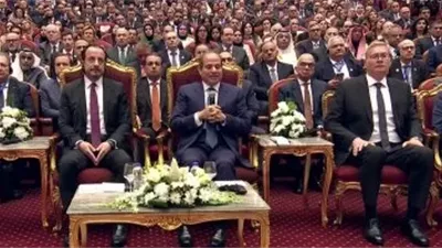 برميل النفط على شفا رقم قياسي.. السيسي يحذر من تداعيات الحرب