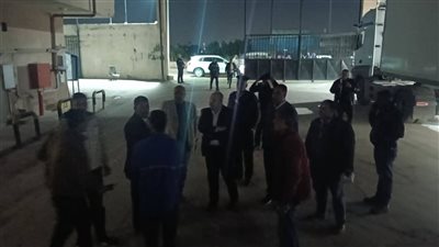 نائب محافظ الجيزة يتابع ميدانيًا الالتزام بمواعيد غلق المحال العامة بمركز كرداسة