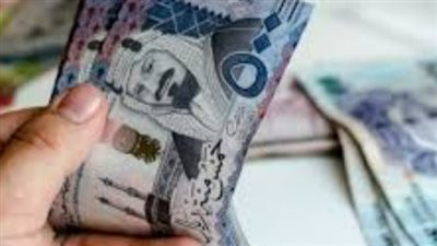 استمرار تذبذب سوق الصرف.. كيف أثرت التوترات الجيوسياسية على سعر الريال السعودي؟