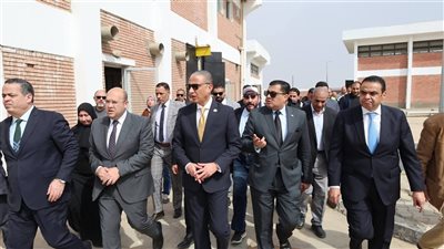 محافظ الجيزة يتفقد مشروع محطة مياه الشرب بالشوبك الغربي ويعلن قرب تشغيلها
