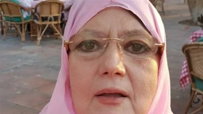 شمس البارودي تودع خالها وتكشف أسرار العناية المركزة بالمنزل لزوجها حسن يوسف