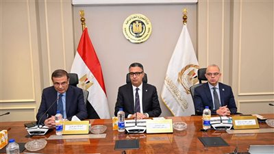 اجتماع ثلاثي لوزراء التموين والزراعة والاستثمار لتعزيز استقرار الأسواق ودعم الأمن الغذائي