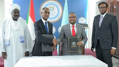 الصومال والسودان يوقعان اتفاقًا للإعفاء من التأشيرة لحاملي الجوازات الدبلوماسية