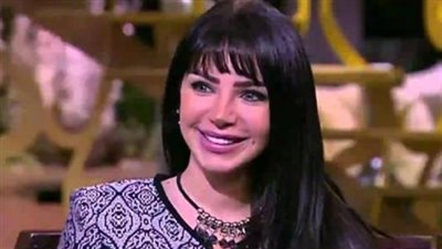 حقيقة الخلاف بين إنجي علاء ويوسف الشريف.. هل قصدت طليقها بمنشور 