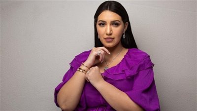 لماذا اختارت أسماء لمنور طرح 21 أغنية دفعة واحدة في ألبومها السابع؟ كواليس القرار