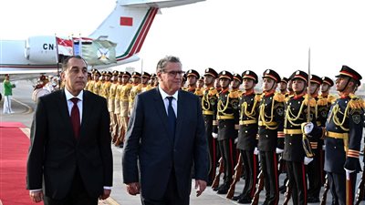 رئيس الوزراء يستقبل نظيره المغربي في زيارة رسمية لتعزيز التعاون الثنائي