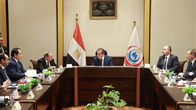 وزير الصحة يشهد الاجتماع الدوري للجنة العليا للمسؤولية الطبية وسلامة المريض