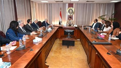 وزير الصناعة يبحث سبل تعزيز التعاون الصناعي بين مصر والولايات المتحدة الأمريكية