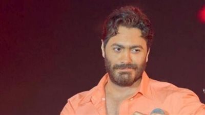 تامر حسني يطلق صرخة ويوجه رسالة لمسؤولي الصحة: أنقذونا من فوضى الأكل