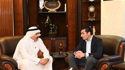 وزير الشباب والرياضة يلتقي رئيس الاتحاد المصري للهجن لبحث سبل دعم وتطوير اللعبة