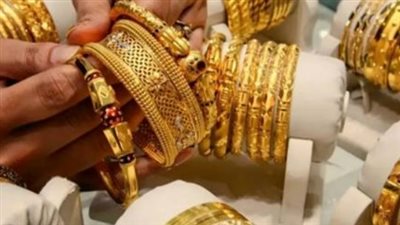 سعر الذهب اليوم في مصر والسعودية والإمارات.. استقرار حذر يسيطر على الأسواق