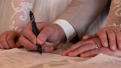 قانون الأحوال الشخصية الجديد يحسم الجدل حول الزواج الثاني بضوابط تنظيمية مشددة