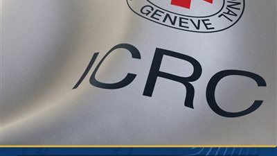 الصليب الأحمر الدولي يسلّم أول شحنة مساعدات طارئة إلى إيران منذ اندلاع الحرب