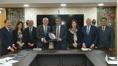 تكريم ضياء رشوان وبداية عصر جديد.. ملامح اجتماع مجلس إدارة 