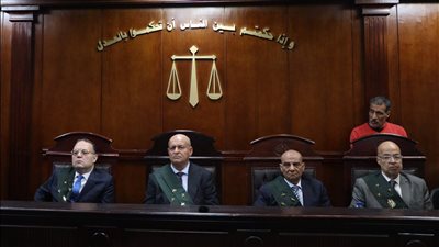 مشادة كلامية انتهت بطعنات.. الإعدام شنقًا لعاطل قتل شخص وأصاب آخر في مشاجرة بأوسيم
