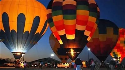 تعليق مؤقت لرحلات البالون الطائر بالأقصر بسبب اضطراب الأحوال الجوية
