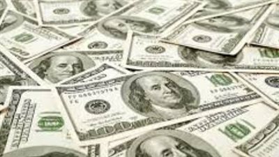 الجنيه المصري يتماسك أمام الدولار: تفاصيل أسعار البيع والشراء في كبرى البنوك الوطنية والخاصة