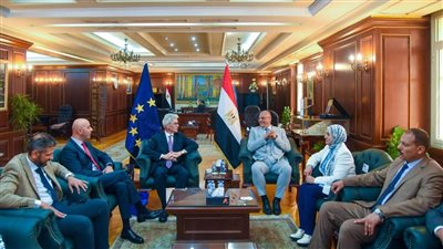 محافظ الإسكندرية يبحث مع وفد الاتحاد الأوروبي تعزيز التعاون الاقتصادي ودعم الاستثمار والتنمية المستدامة