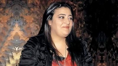 الفن المتحرك.. كيف حولت شاليمار شربتلي أغلى سيارات العالم إلى تحف فنية تجريدية مذهلة؟