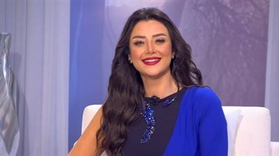 رضوى الشربيني تحاول الصلح والعروس تحسمها: لا زواج في وجود 