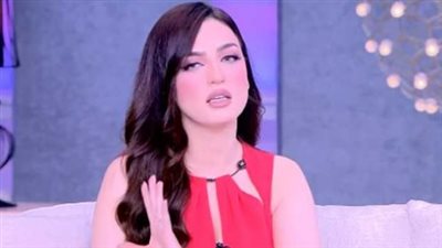 ياسمين عز تعتذر لنادي الزمالك: 