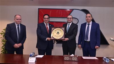 جامعة القاهرة الأهلية تنظّم زيارة ميدانية للرقابة المالية والبورصة لتعزيز مهارات الطلاب