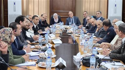 هيئة التنمية الصناعية واتحاد الصناعات يبحثان تيسير التراخيص وخفض أعباء المستثمرين