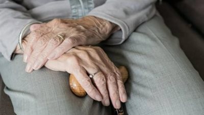 شيخوخة المناعة لدى الرجال: لماذا تزداد مخاطر السرطان والعدوى مع التقدم في العمر؟