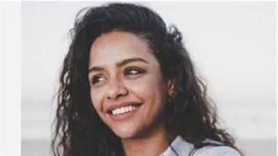 أسماء أبو اليزيد: من خشبة مسرح الهناجر إلى صدارة الدراما والسينما العربية
