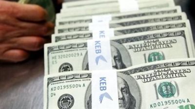سعر الدولار اليوم في مصر: هدوء في البنوك المصرية والعملة الخضراء تراوح مكانها