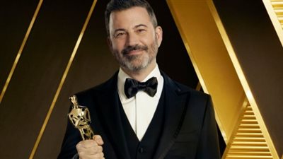 جيمي كيميل يدافع عن حرية السخرية ويرفض الربط بين الكوميديا وحوادث العنف