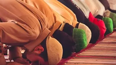 دليل مواقيت الصلاة اليوم الأربعاء 29 أبريل 2026.. المواعيد الرسمية في القاهرة والمحافظات المصرية