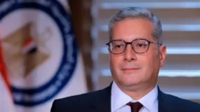 وزير البترول يُجري حركة تكليفات وتنقلات موسعة ويشيد بقيادات بارزة مع بلوغهم سن التقاعد