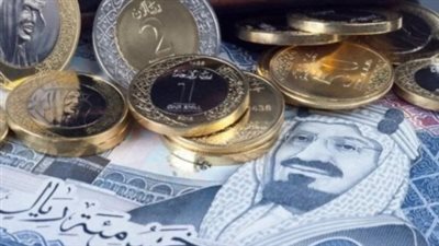 هدوء في سوق العملات العربية: كم سجل الريال السعودي في البنك الأهلي وCIB؟