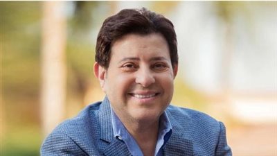 وفاة الفنان هاني شاكر عن 73 عاماً.. نهاية فصل ذهبي من تاريخ الموسيقى المصرية