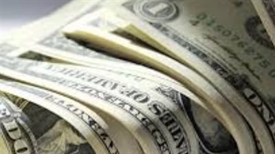 نشرة أسعار العملات: الدولار الأمريكي يستقر أمام الجنيه المصري اليوم الاثنين 4 مايو