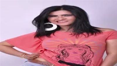 ياسمينا المصري.. موهبة صقلتها الدراسة وظهور مميز مع كبار النجوم