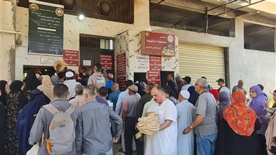 محافظ الدقهلية يتابع انتظام العمل بمخبز المحافظة الكبير بالمنصورة