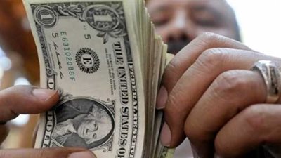 سعر الدولار في بنك الإسكندرية وCIB.. استقرار حذر للعملة الأمريكية بمنتصف الأسبوع
