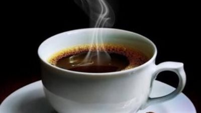 علاقة الكافيين بحرقة المعدة الصباحية.. تقرير يكشف أسرار العادات الغذائية الخاطئة