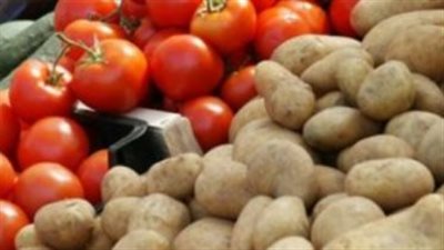 تحديث شامل لأسعار الخضراوات اليوم.. الطماطم تصل لـ 25 جنيهاً والبطاطس تبدأ من 10
